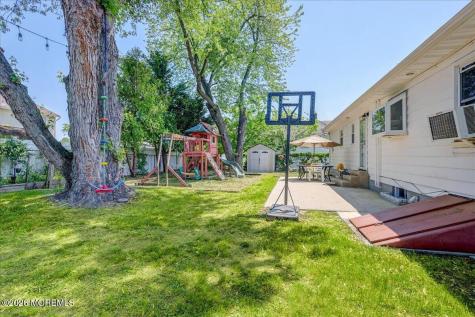 210 Orchard Street Cliffwood Beach NJ 07735
