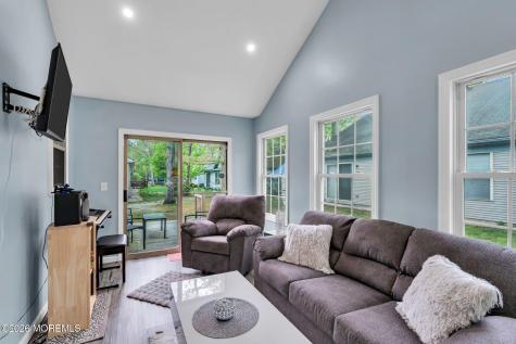 508 Petunia Lane N Whiting NJ 08759