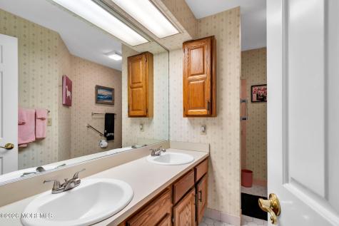 508 Petunia Lane N Whiting NJ 08759