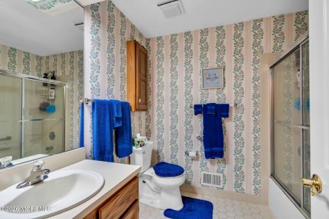 508 Petunia Lane N Whiting NJ 08759