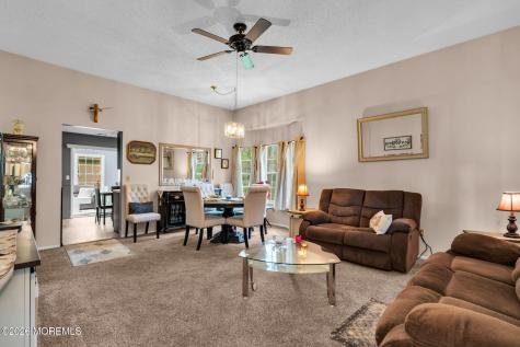 508 Petunia Lane N Whiting NJ 08759