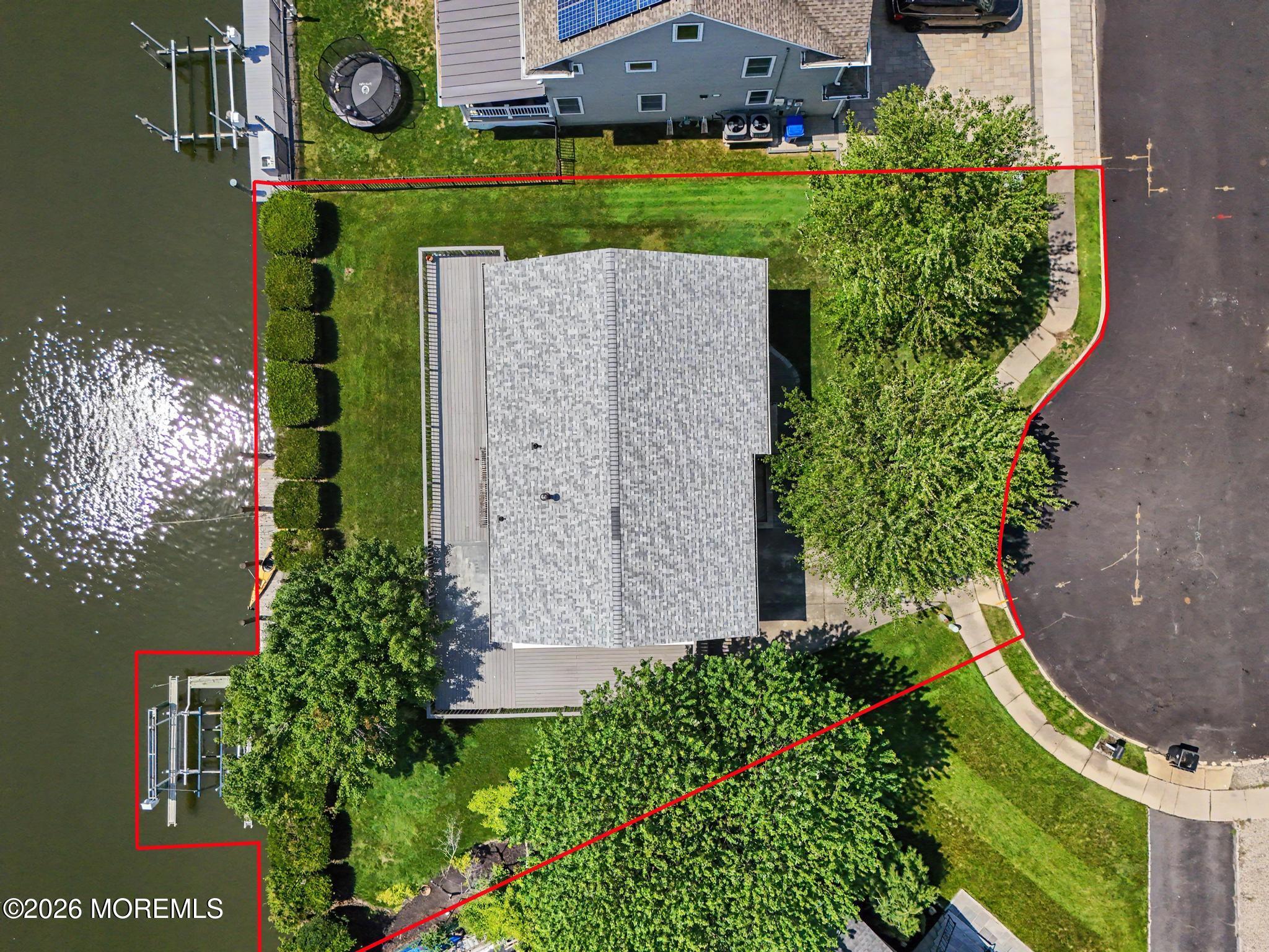 33 Freeman Court Toms River NJ 08753