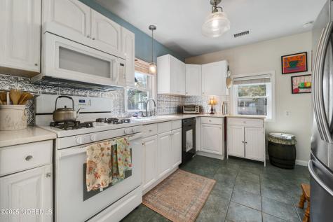 315 Tudor Avenue Pine Beach NJ 08741
