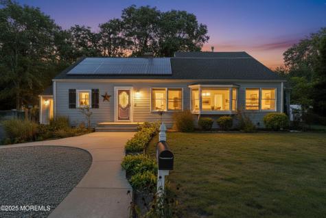 315 Tudor Avenue Pine Beach NJ 08741