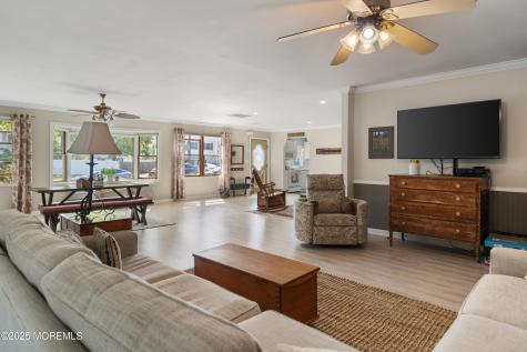 315 Tudor Avenue Pine Beach NJ 08741
