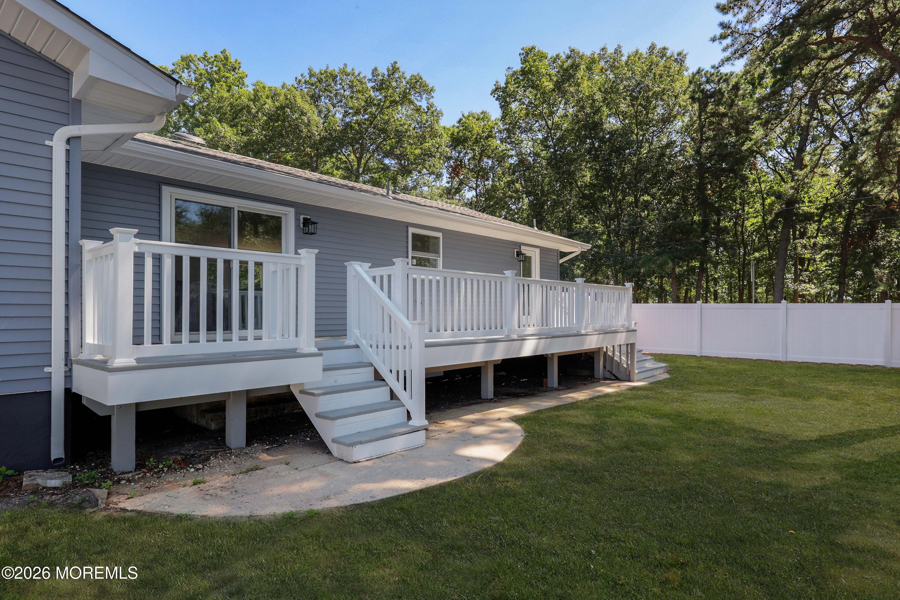 15 Walnut Street Beachwood NJ 08722