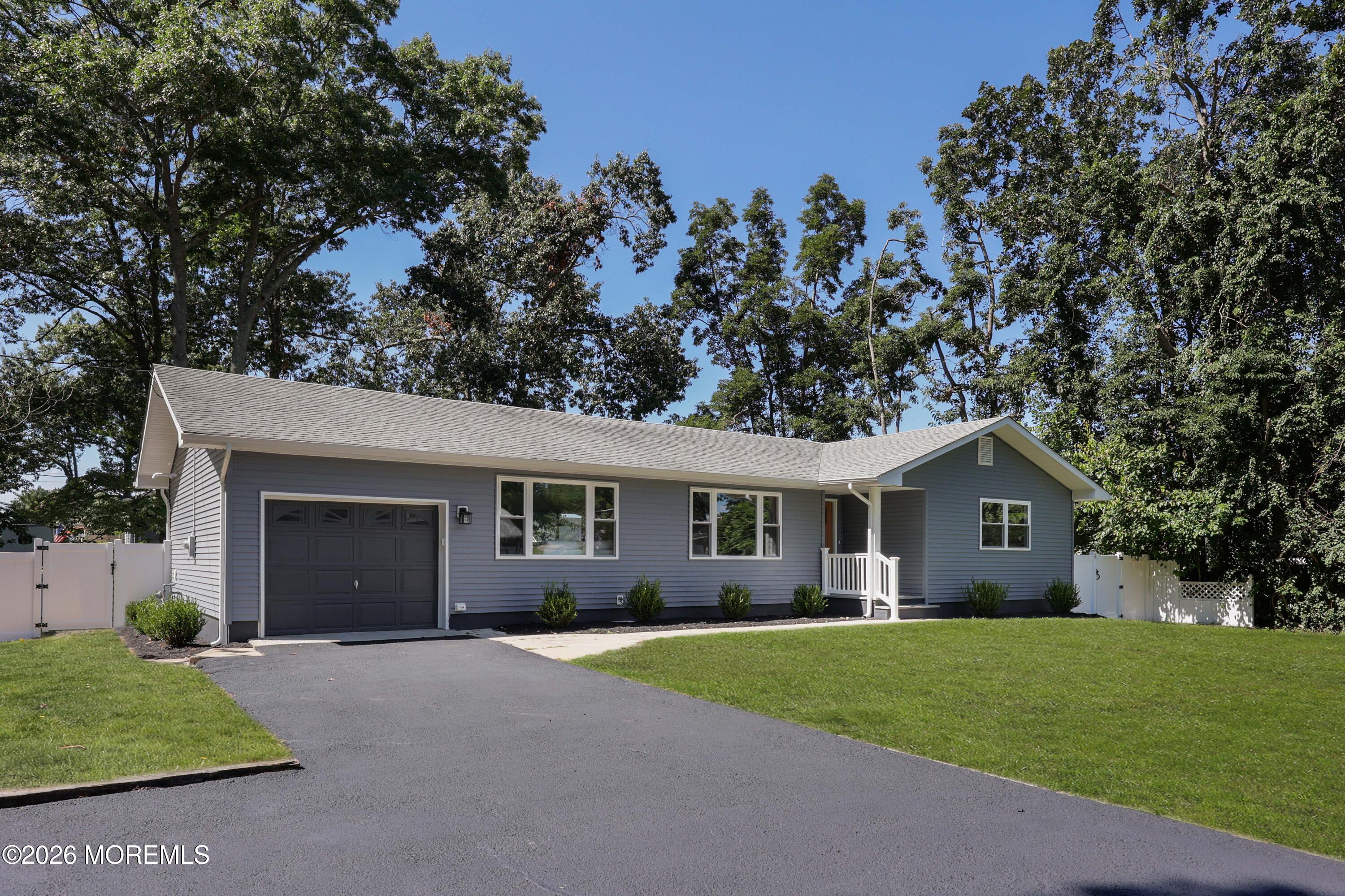 15 Walnut Street Beachwood NJ 08722