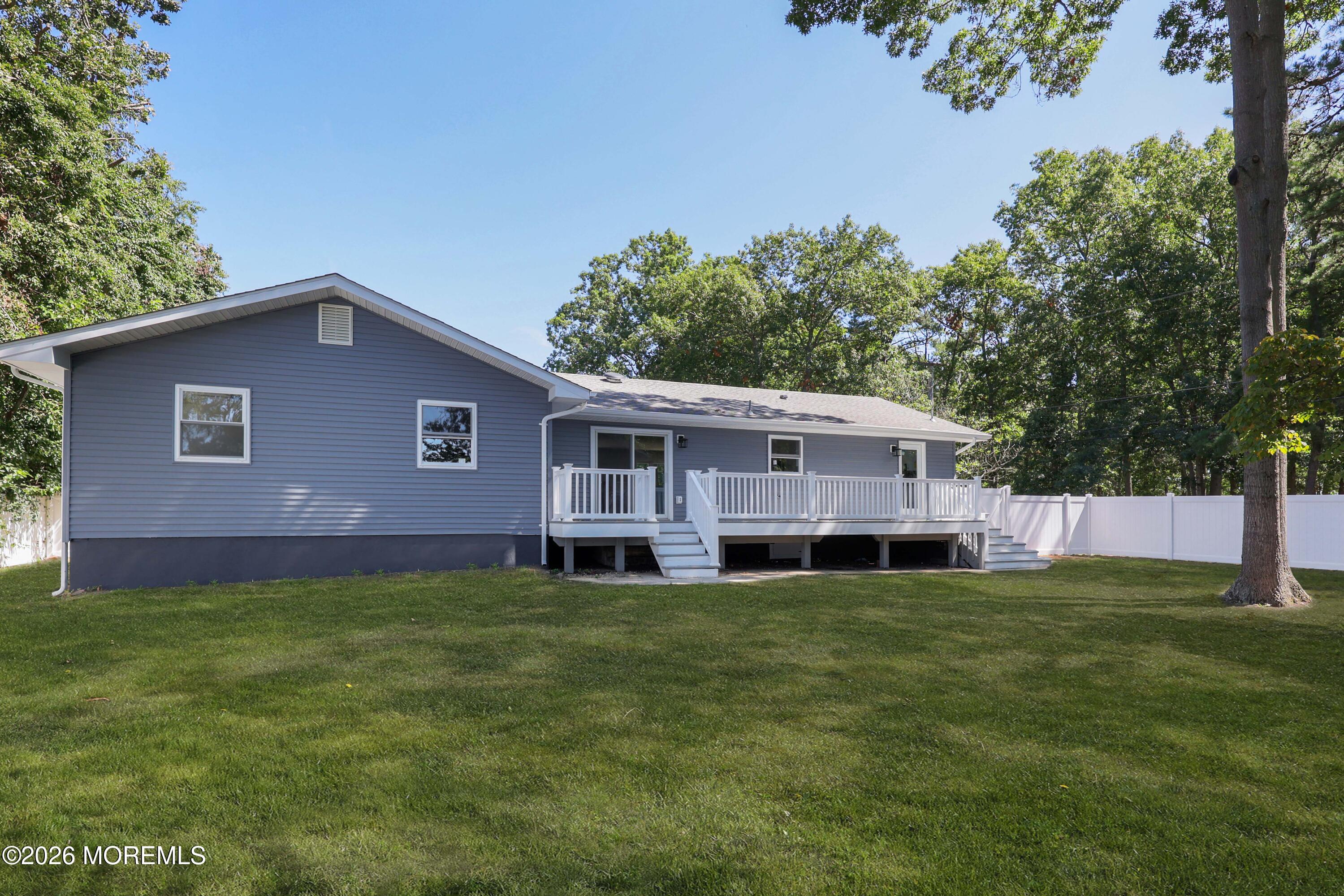 15 Walnut Street Beachwood NJ 08722
