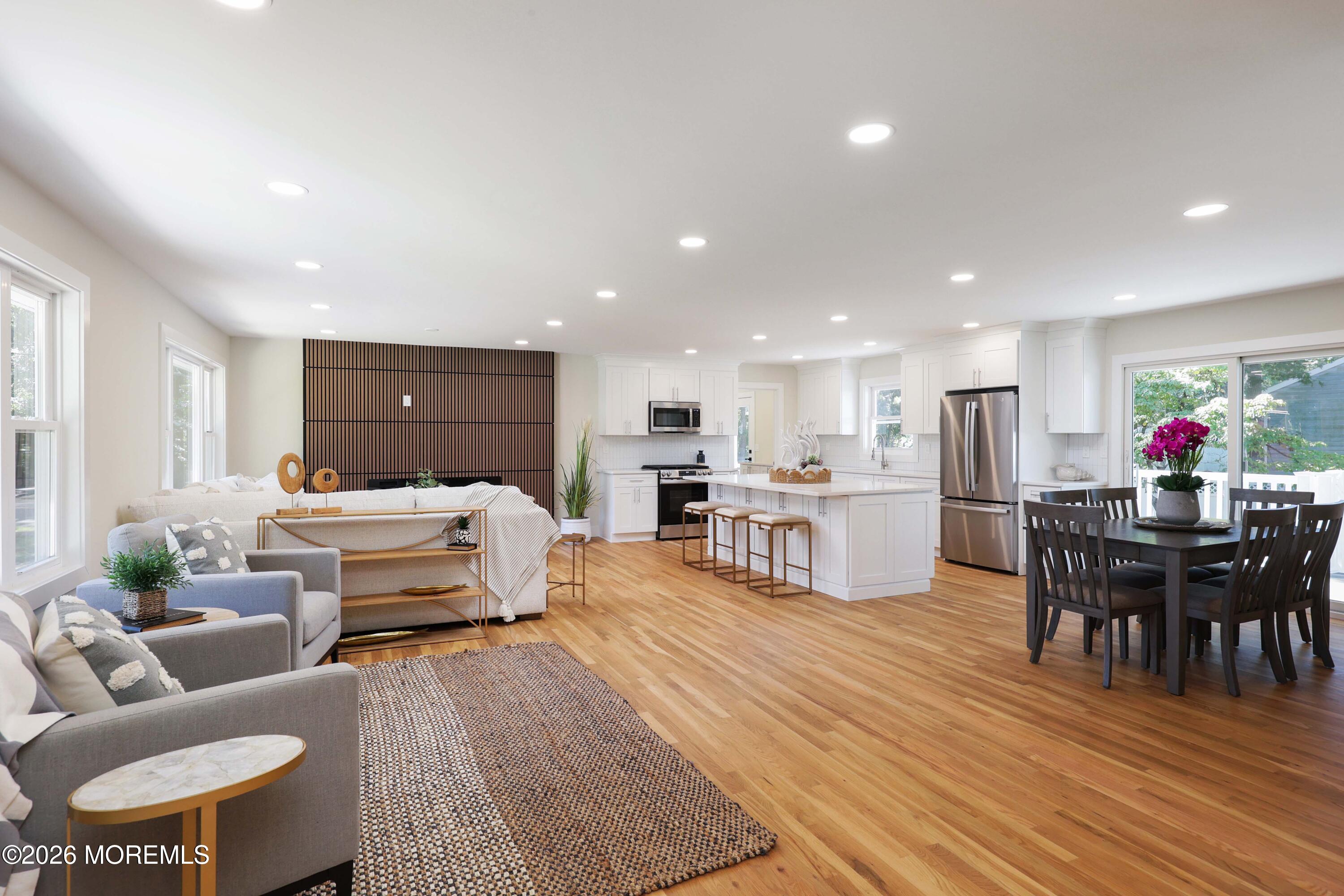 15 Walnut Street Beachwood NJ 08722