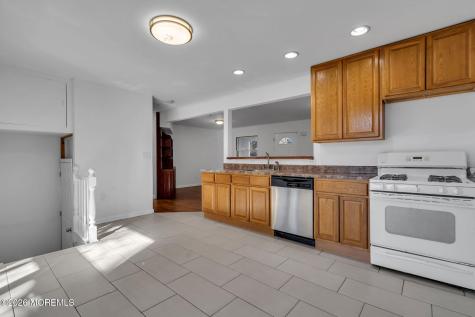 23 Tilton Avenue Toms River NJ 08757