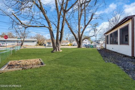 23 Tilton Avenue Toms River NJ 08757