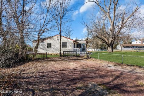 23 Tilton Avenue Toms River NJ 08757