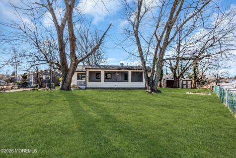 23 Tilton Avenue Toms River NJ 08757