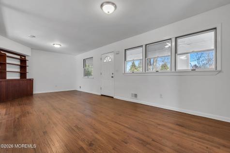 23 Tilton Avenue Toms River NJ 08757