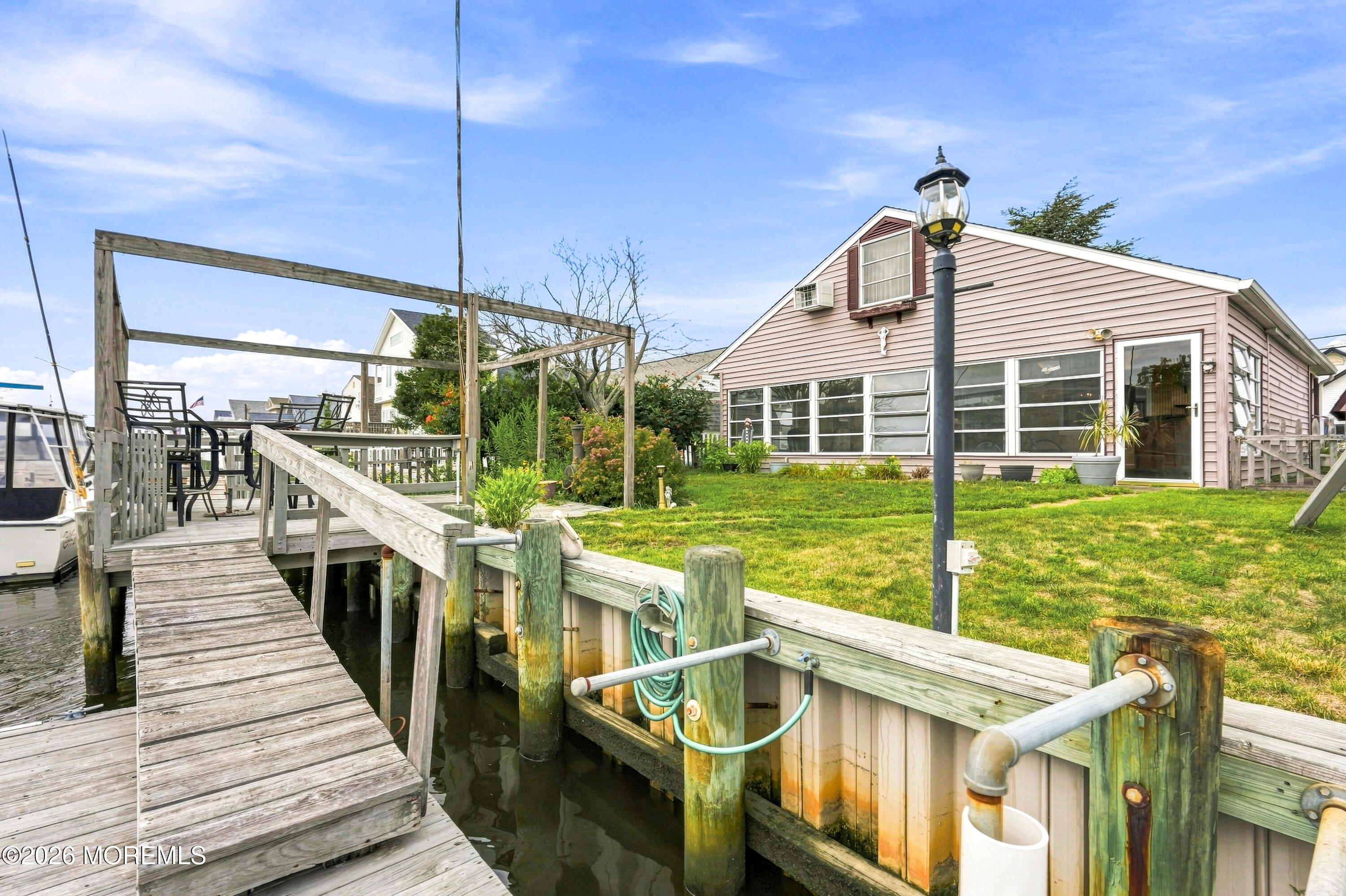 17 W Sail Drive Little Egg Harbor NJ 08087