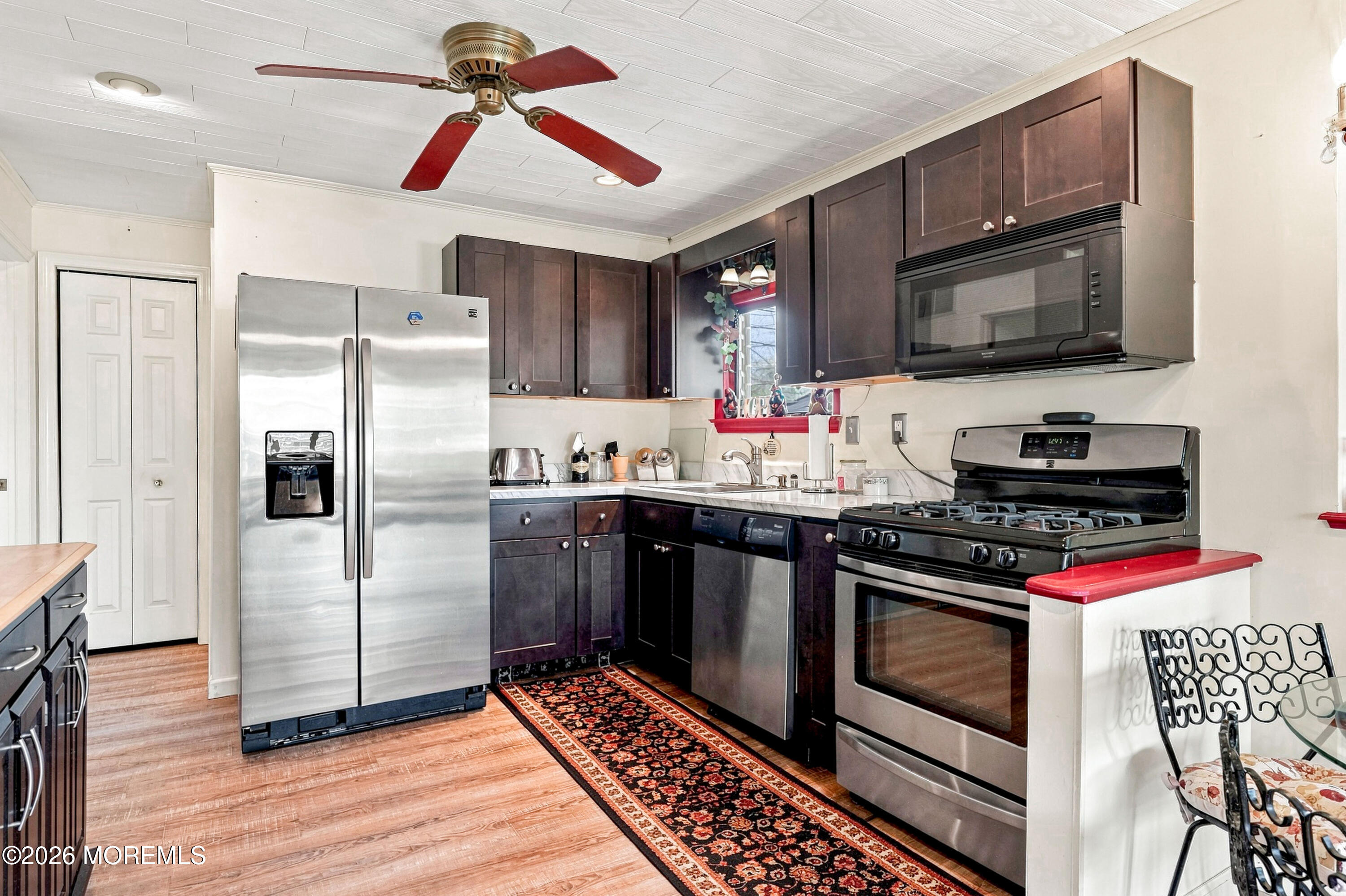 17 W Sail Drive Little Egg Harbor NJ 08087