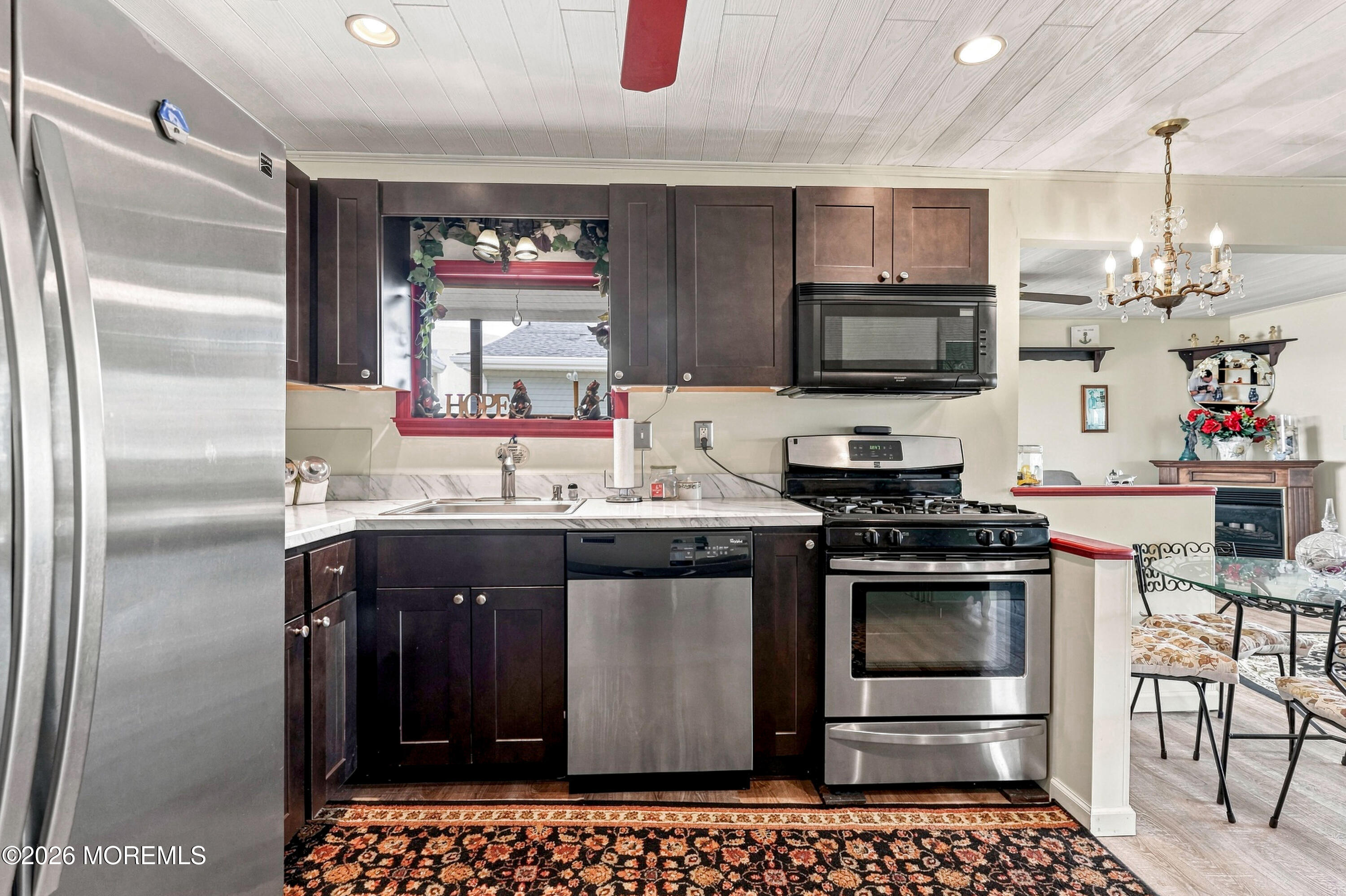 17 W Sail Drive Little Egg Harbor NJ 08087