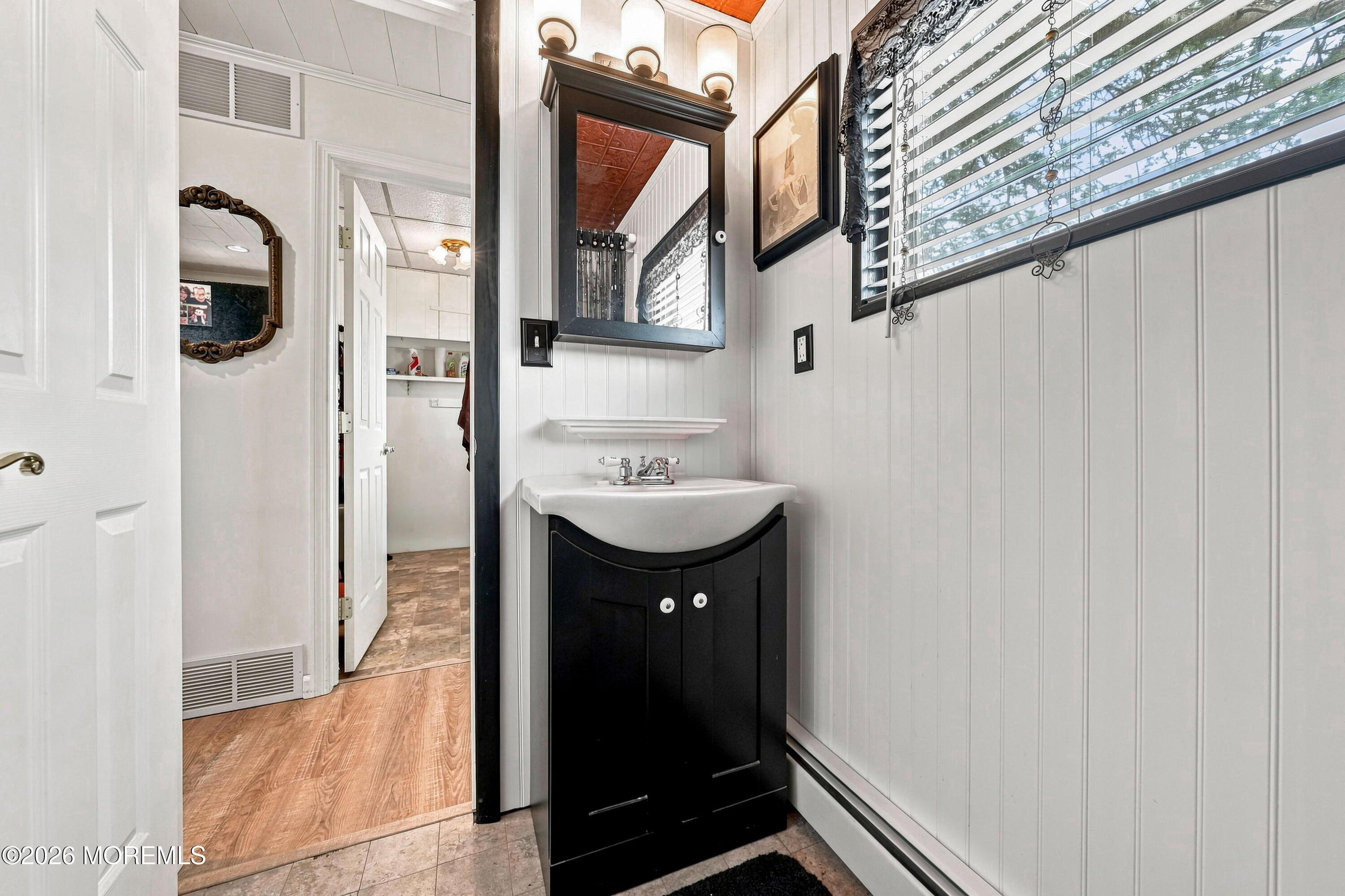 17 W Sail Drive Little Egg Harbor NJ 08087