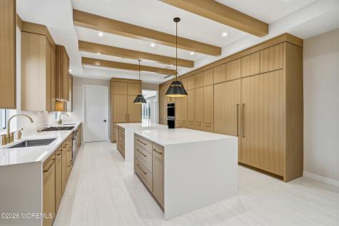 284 Norgrove Place Long Branch NJ 07740