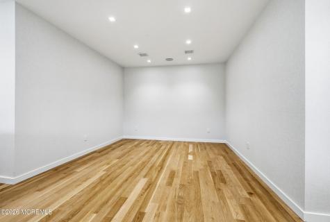 284 Norgrove Place Long Branch NJ 07740