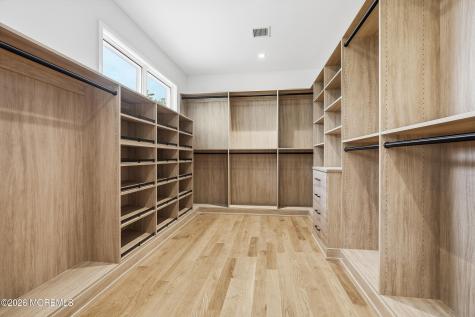 284 Norgrove Place Long Branch NJ 07740