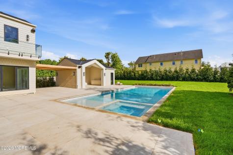284 Norgrove Place Long Branch NJ 07740