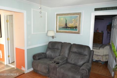 267 Seeley Avenue Keansburg NJ 07734