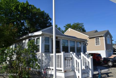 267 Seeley Avenue Keansburg NJ 07734