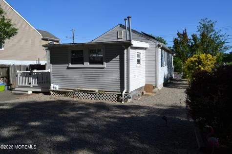 267 Seeley Avenue Keansburg NJ 07734