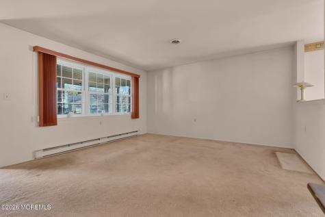18 Leighton Lane Manchester NJ 08759