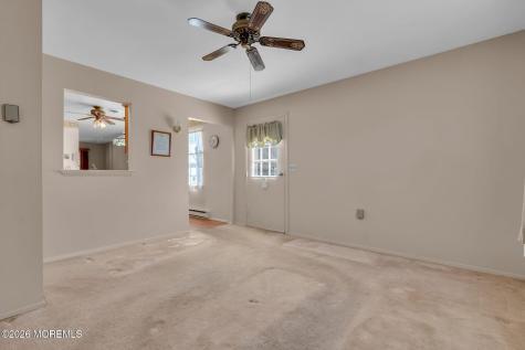 18 Leighton Lane Manchester NJ 08759