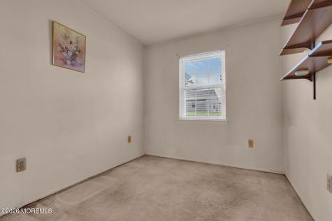 18 Leighton Lane Manchester NJ 08759