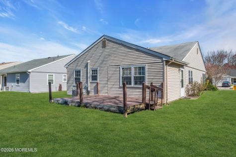 18 Leighton Lane Manchester NJ 08759