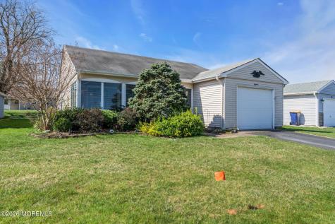18 Leighton Lane Manchester NJ 08759