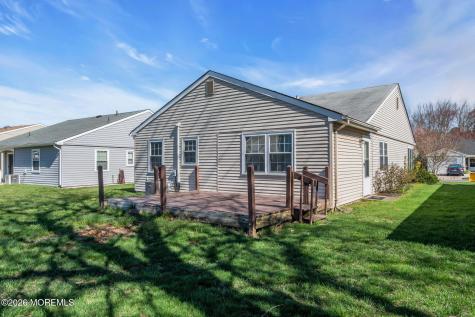 18 Leighton Lane Manchester NJ 08759
