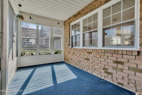 18 Leighton Lane Manchester NJ 08759