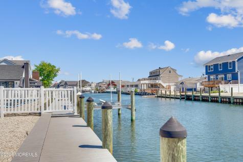 323 Stephan Avenue Toms River NJ 08753