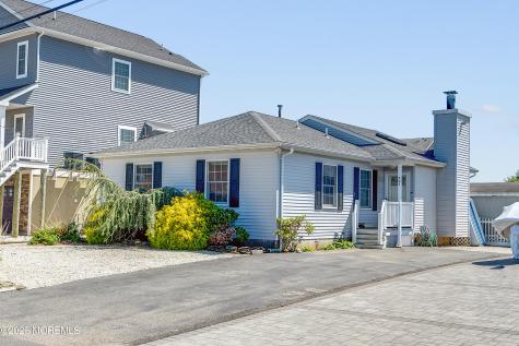 323 Stephan Avenue Toms River NJ 08753