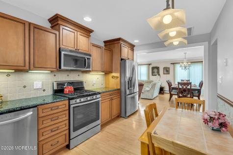 16 Tivoli Street Toms River NJ 08757