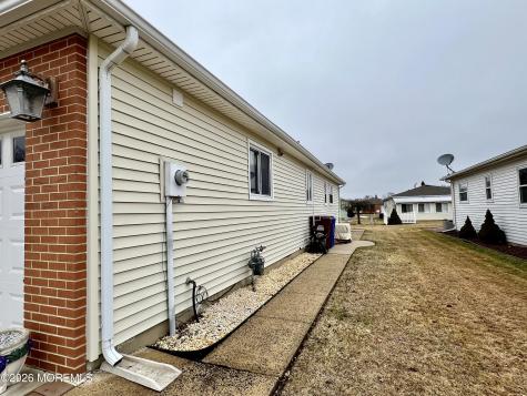 16 Tivoli Street Toms River NJ 08757
