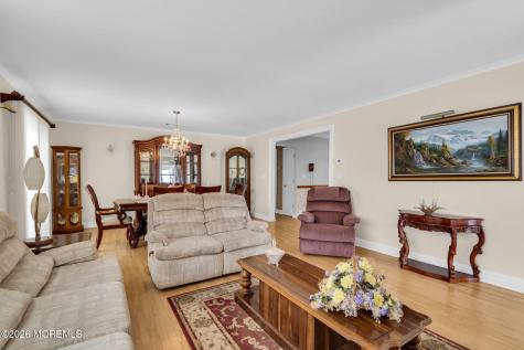 16 Tivoli Street Toms River NJ 08757