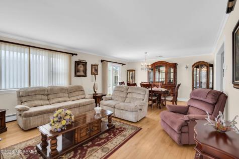 16 Tivoli Street Toms River NJ 08757