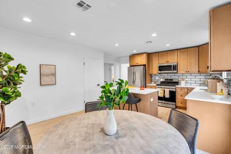 8 Rio Court Toms River NJ 08757