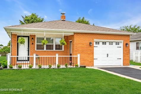 8 Rio Court Toms River NJ 08757