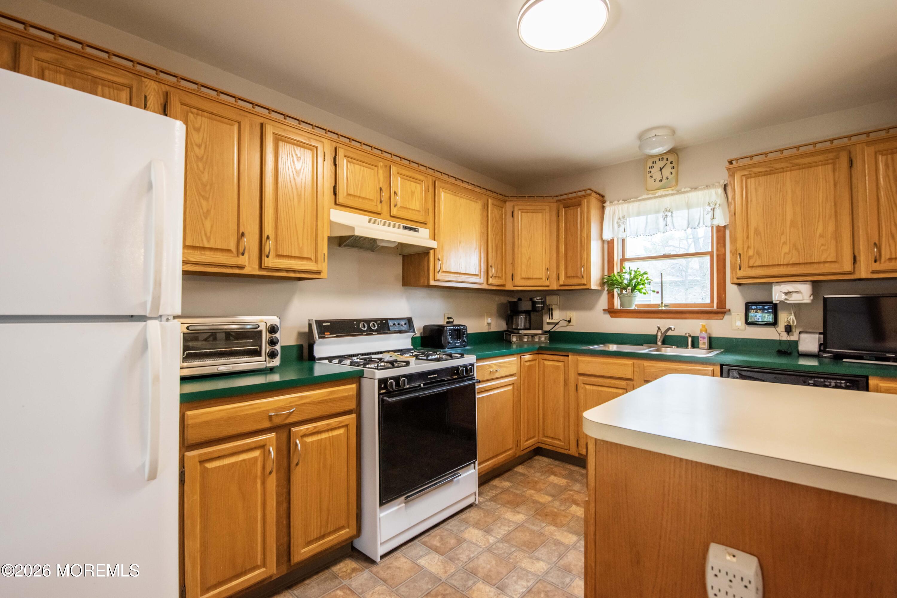 1162 Hilltop Drive Wall NJ 07719