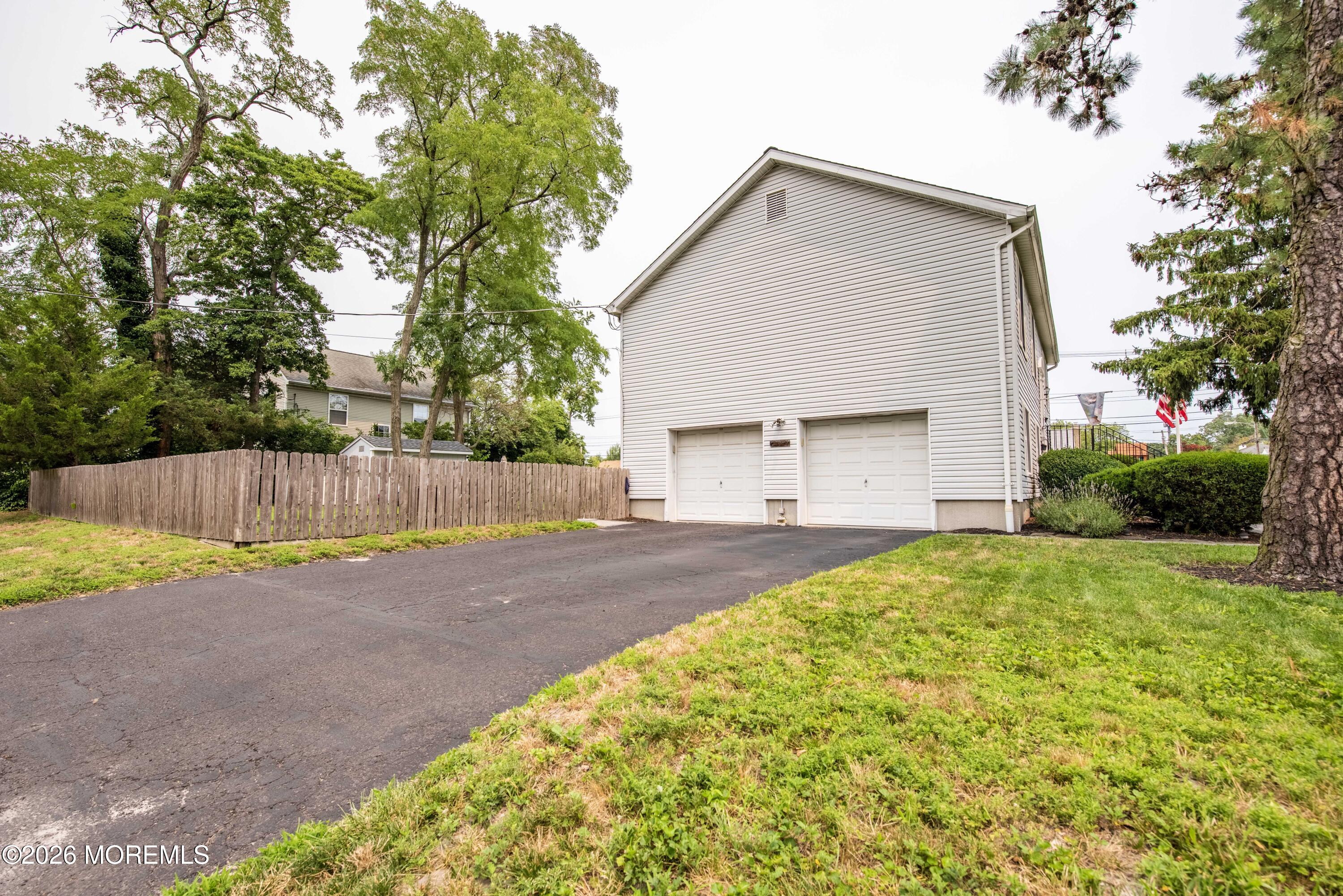 1162 Hilltop Drive Wall NJ 07719