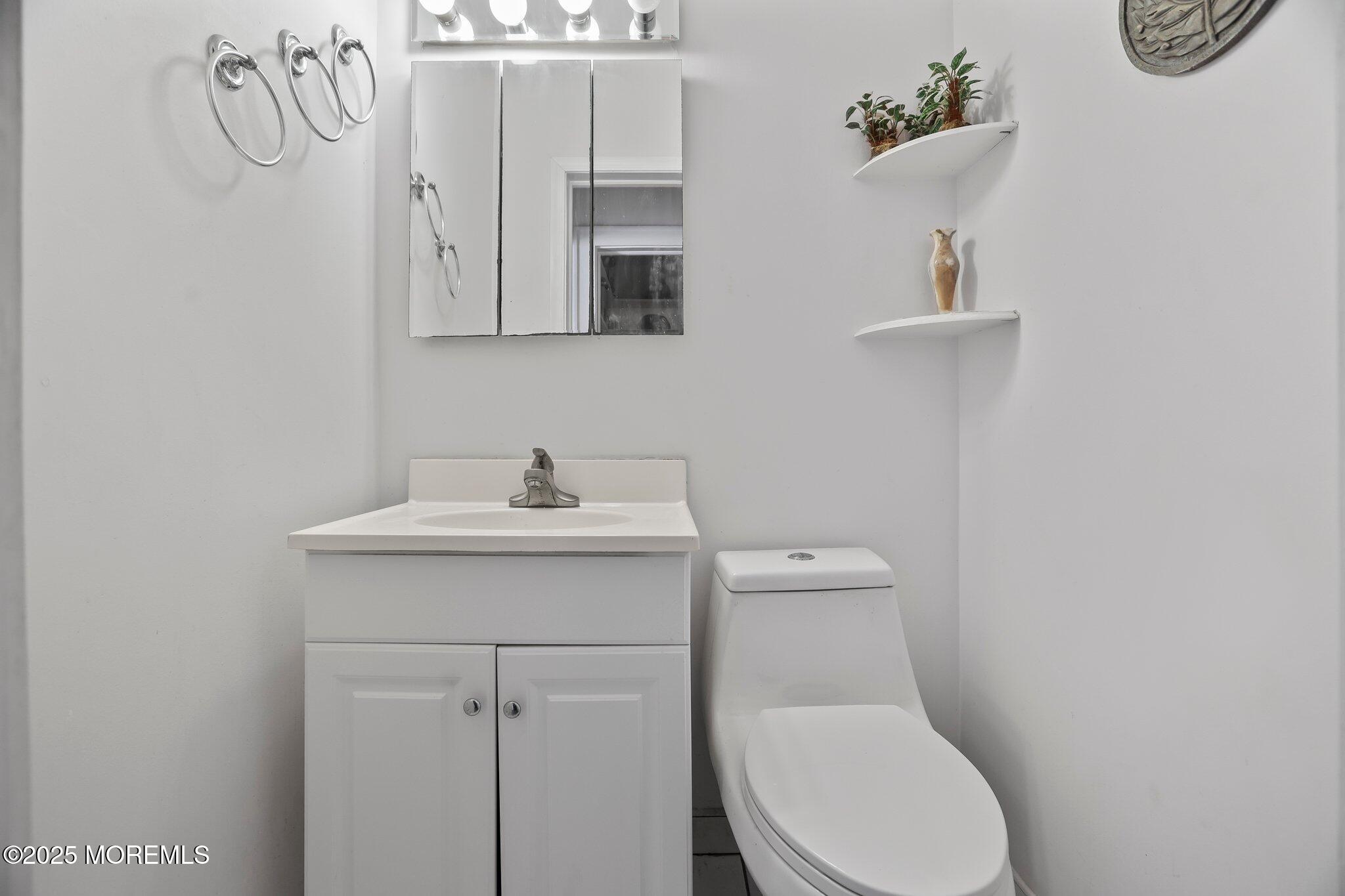 784 State Route 34 Colts Neck NJ 07722