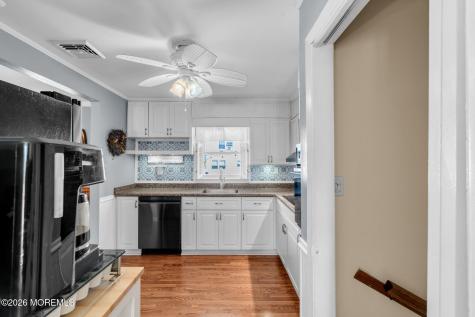 73 Dahlia Lane Toms River NJ 08753