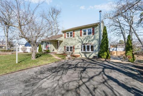 73 Dahlia Lane Toms River NJ 08753