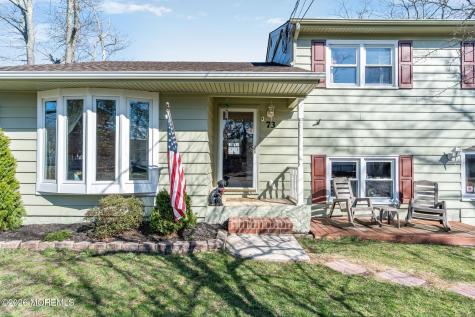 73 Dahlia Lane Toms River NJ 08753